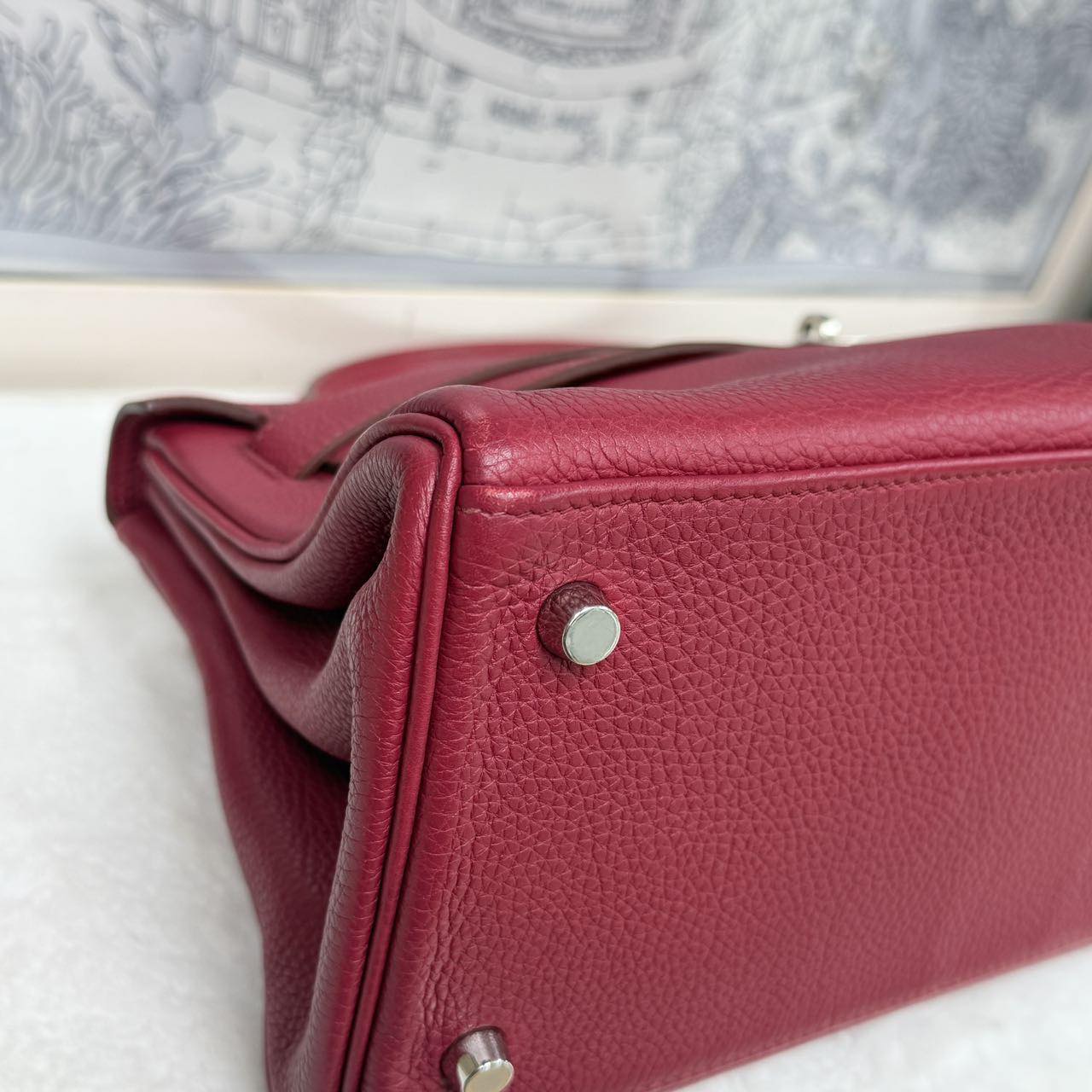 Kelly Shoulder 42 Rouge Grenat