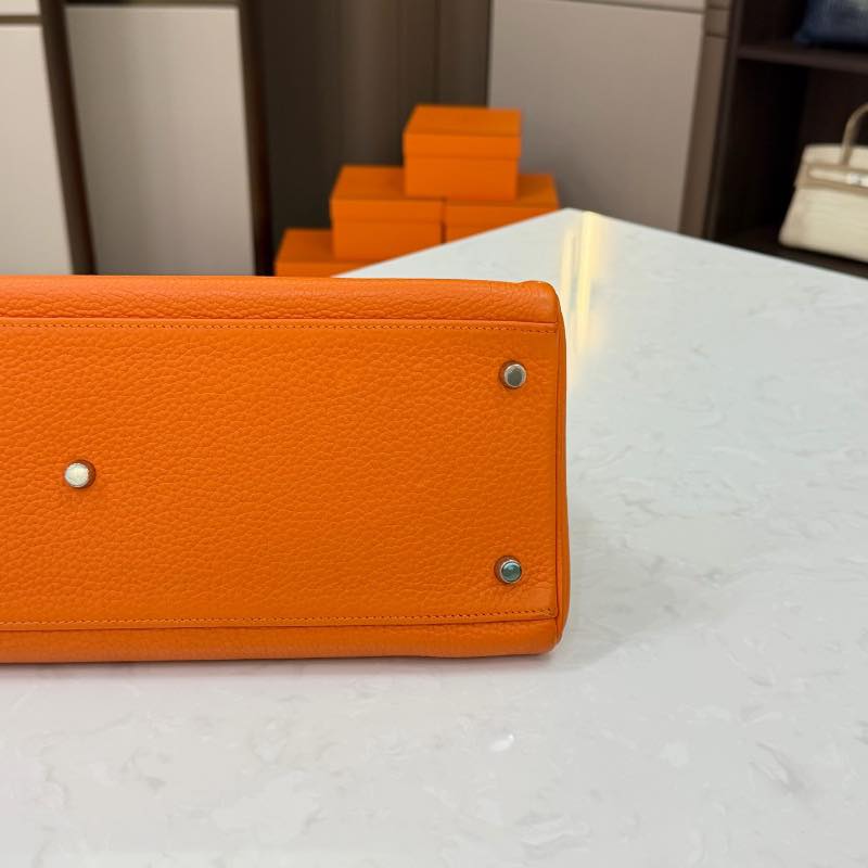 Kelly Shoulder 42 Orange
