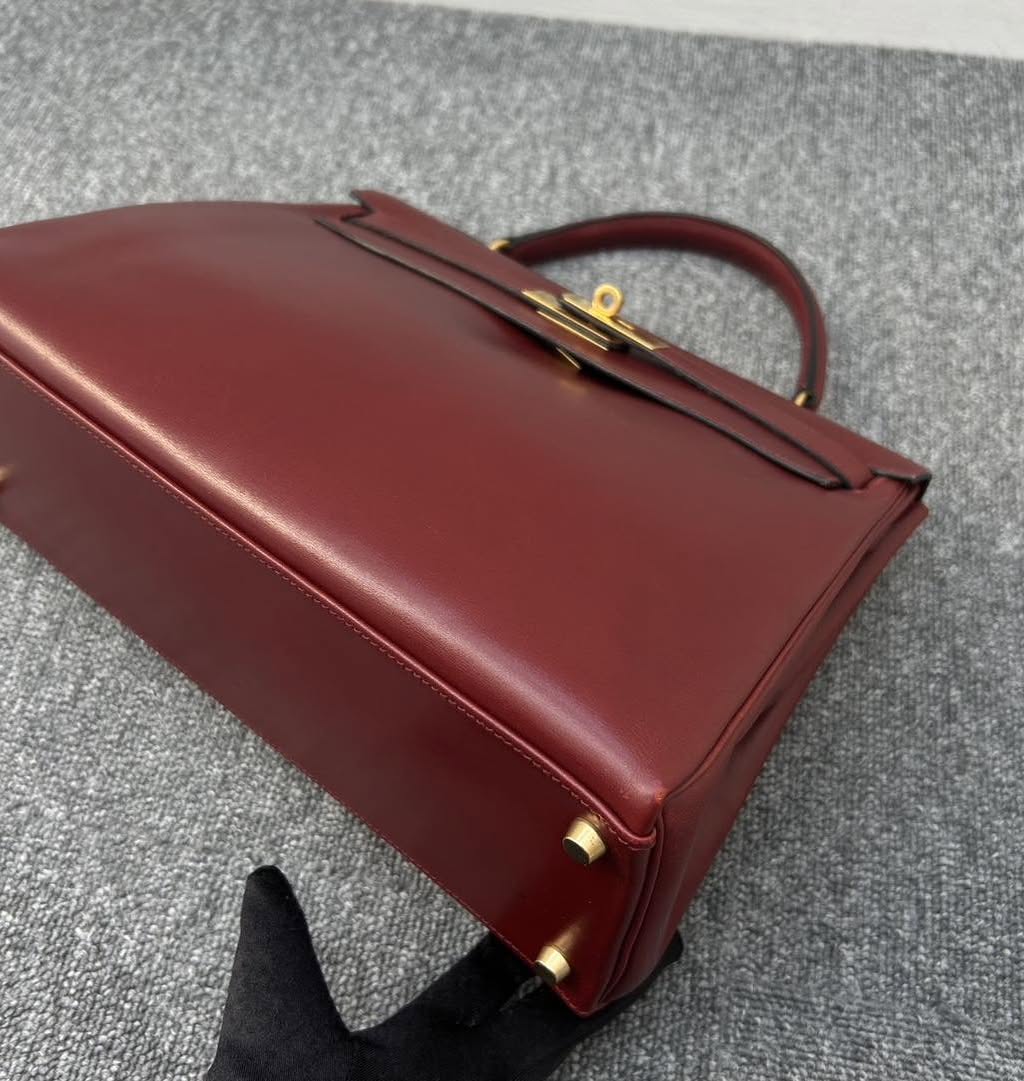 Kelly 32 Rouge