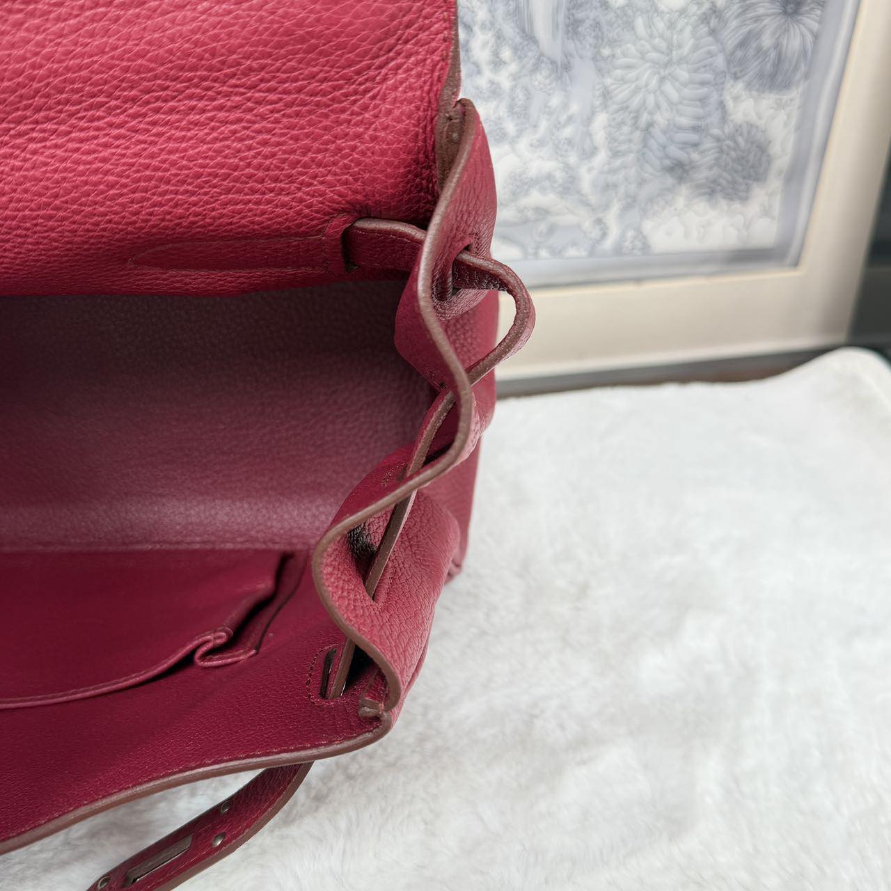 Kelly Shoulder 42 Rouge Grenat