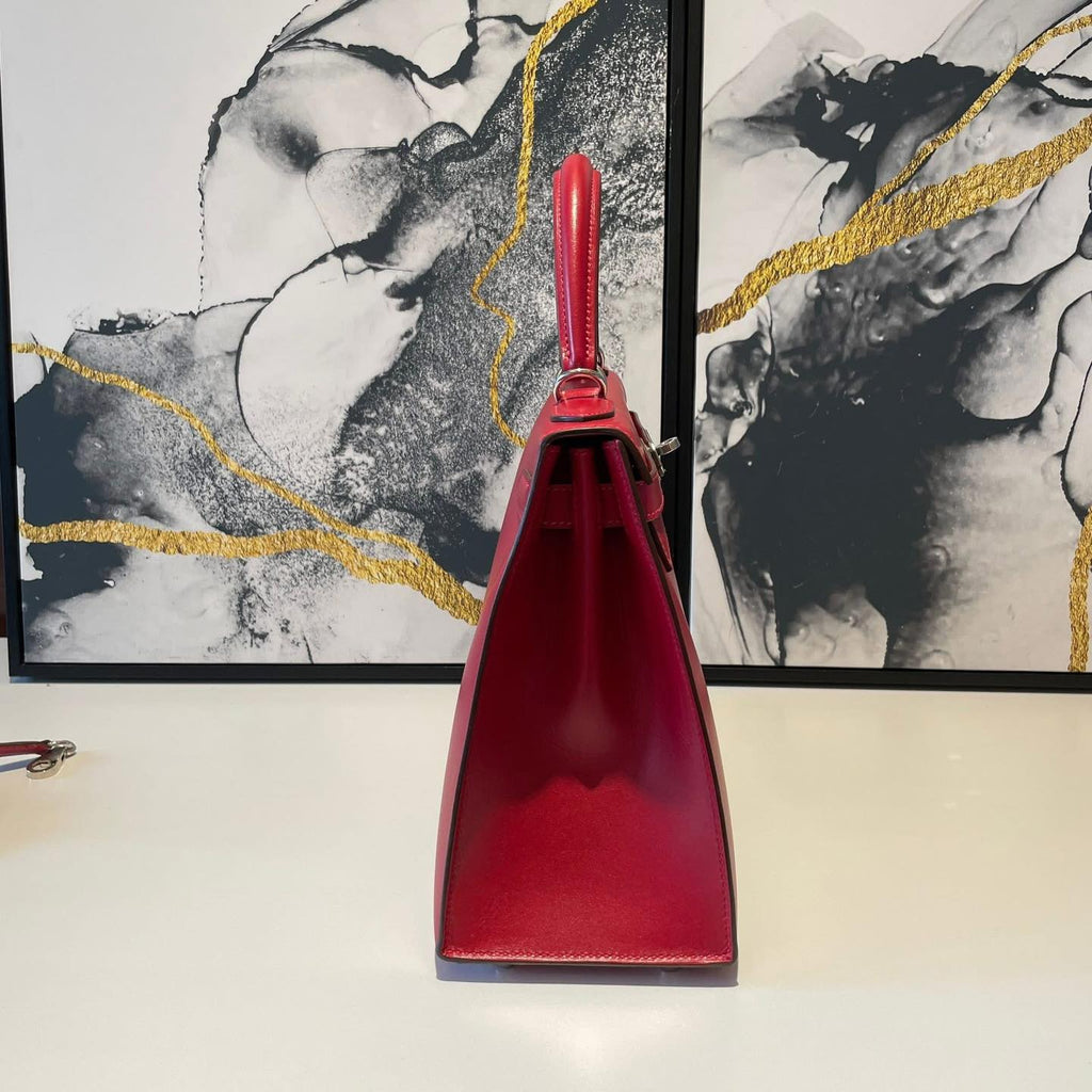 Kelly 28 Rouge Casaque