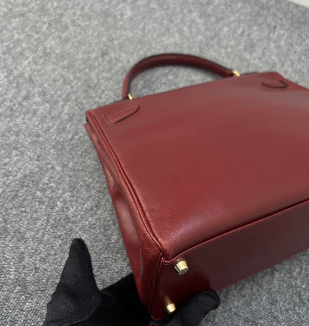 Kelly 32 Rouge