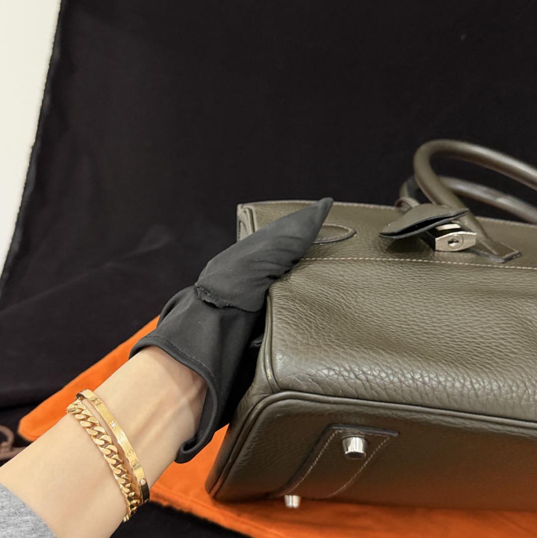 Kelly Shoulder JPG 42 Vert Olive