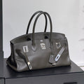 Kelly Shoulder JPG 42 Vert Olive