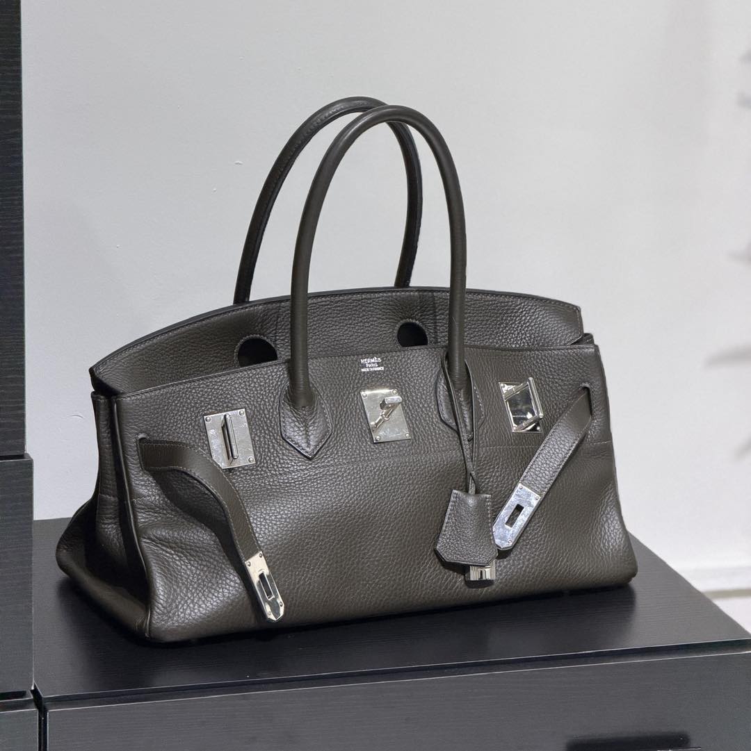 Kelly Shoulder JPG 42 Vert Olive