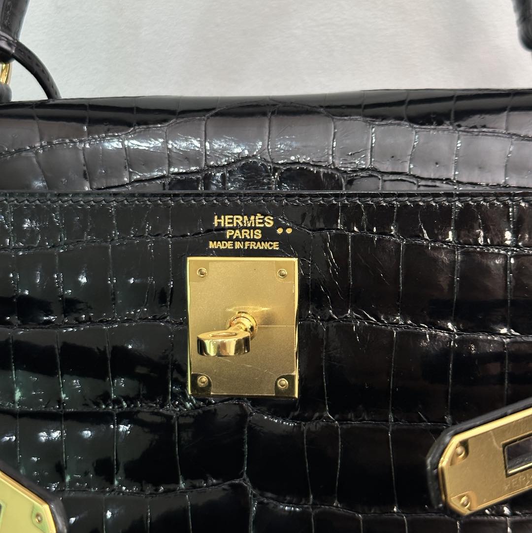 Kelly 32 Black