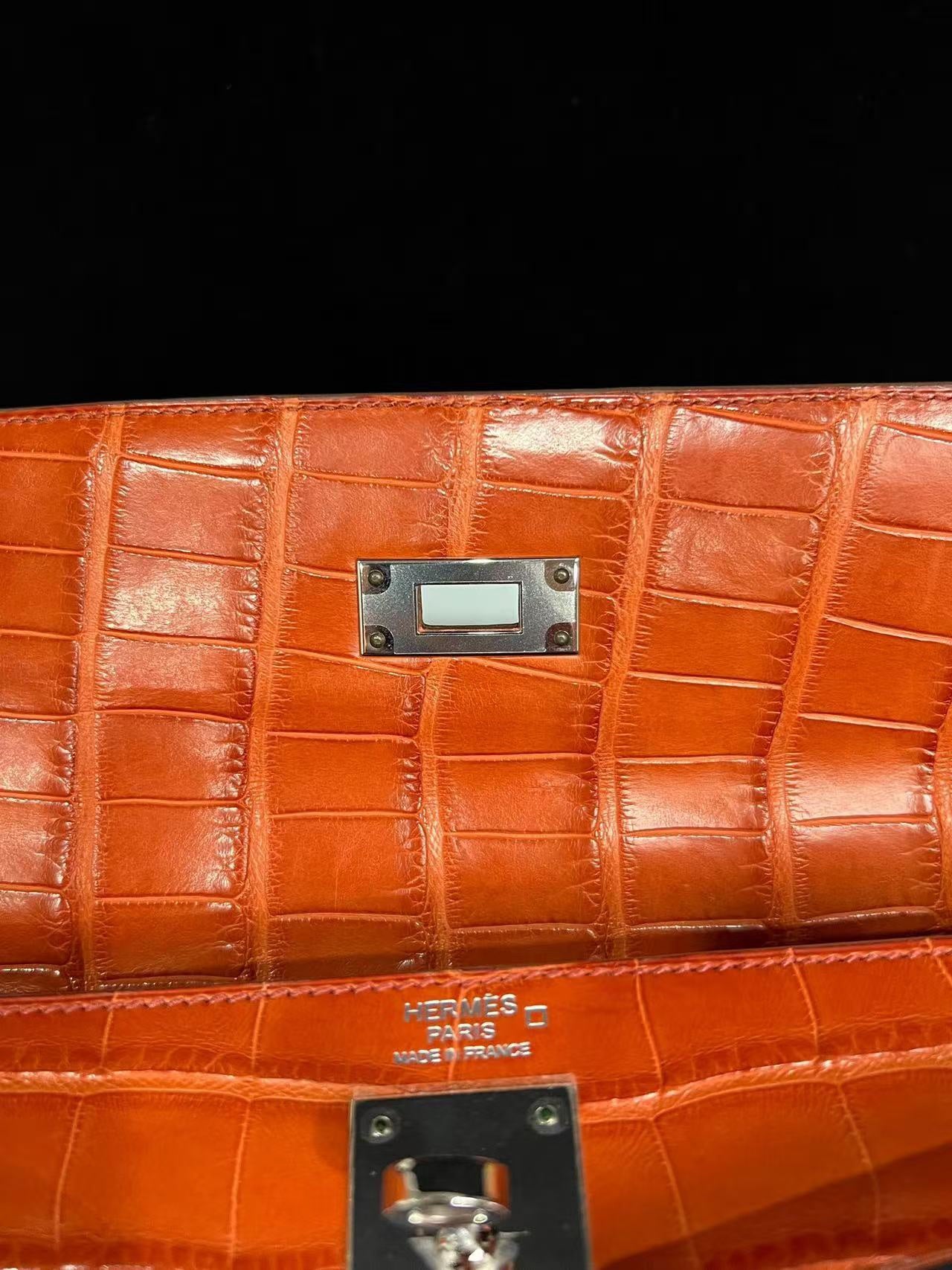 Kelly 32 Orange